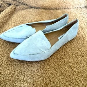 Light blue suede pointed ballet flats